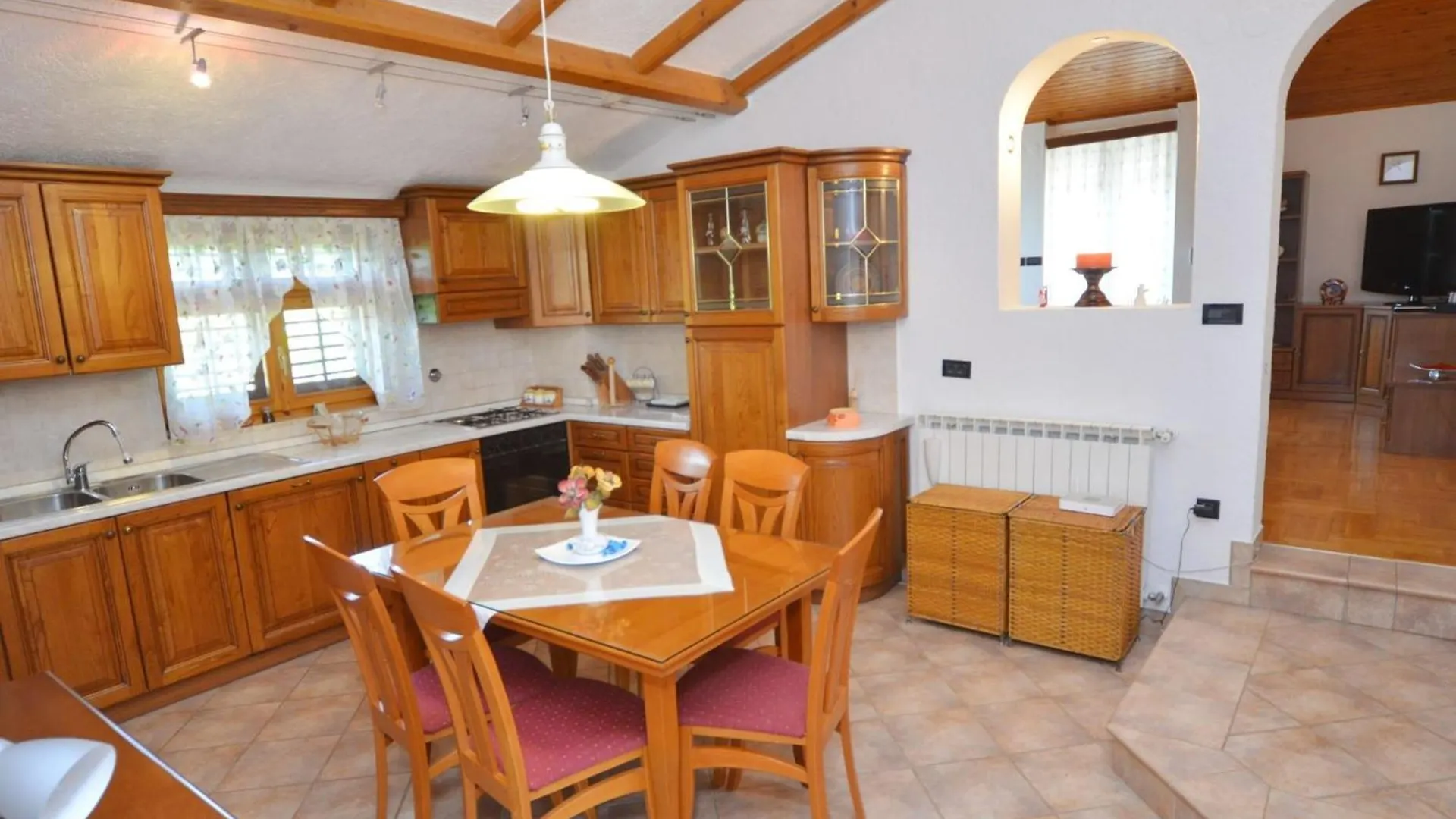 Green Oasis Family Getaway Ровинь Апартаменты